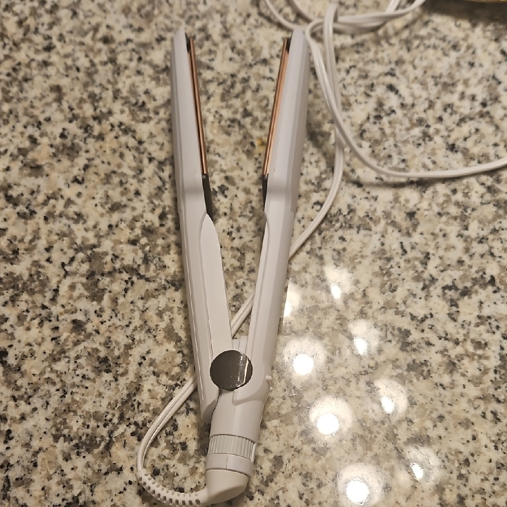 White Hair Straightener